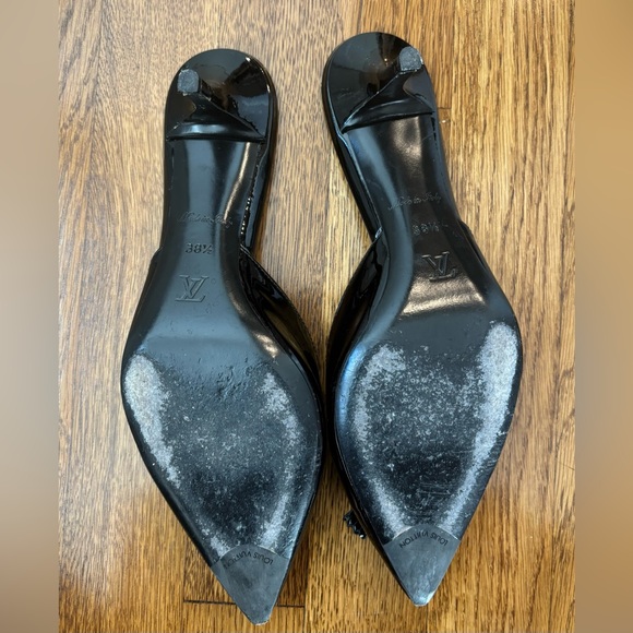 Louis Vuitton pumps size 38.5 EU (8US) - Picture 4 of 6
